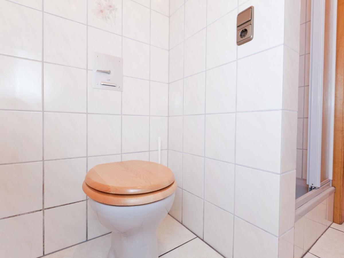 Apartment In Eifel With Children S Playground Lirstal 외부 사진