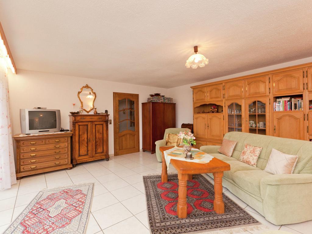 Apartment In Eifel With Children S Playground Lirstal 외부 사진