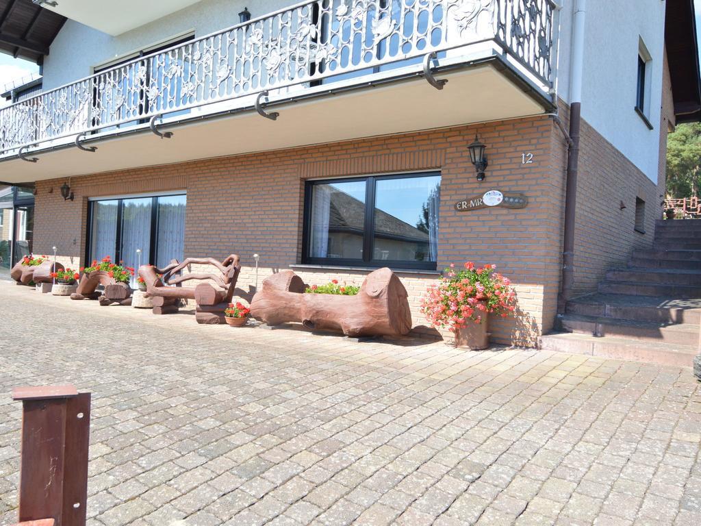 Apartment In Eifel With Children S Playground Lirstal 외부 사진